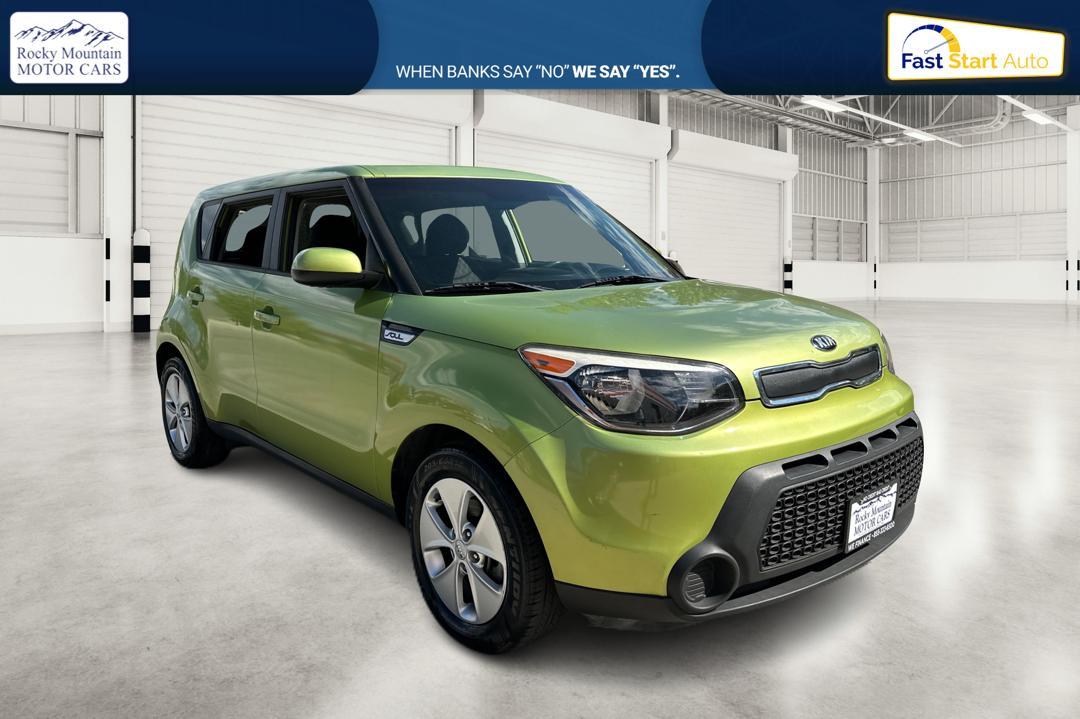 2016 Green Kia Soul Base 6A (KNDJN2A29G7) with an 1.6L L4 DOHC 16V engine, 6A transmission, located at 767 S State Road, Pleasant Grove, UT, 84062, (801) 785-1058, 40.354839, -111.736687 - Photo #0