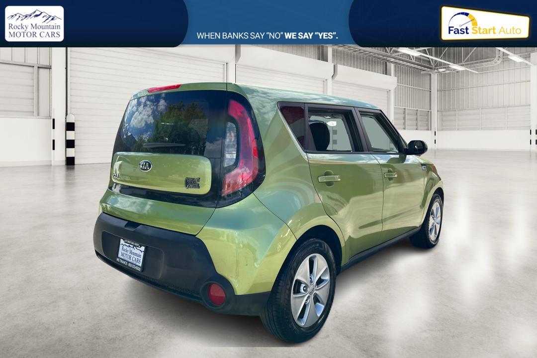 2016 Green Kia Soul Base 6A (KNDJN2A29G7) with an 1.6L L4 DOHC 16V engine, 6A transmission, located at 767 S State Road, Pleasant Grove, UT, 84062, (801) 785-1058, 40.354839, -111.736687 - Photo #2