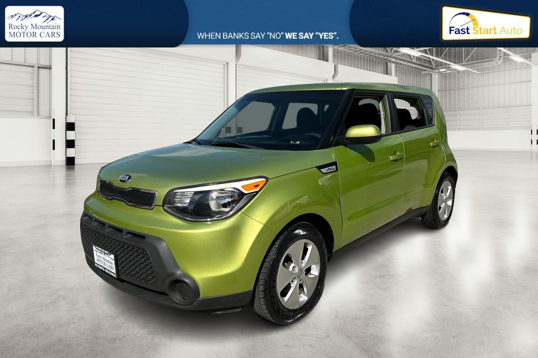 2016 Green Kia Soul Base 6A (KNDJN2A29G7) with an 1.6L L4 DOHC 16V engine, 6A transmission, located at 767 S State Road, Pleasant Grove, UT, 84062, (801) 785-1058, 40.354839, -111.736687 - Photo #6