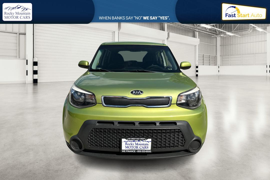 2016 Green Kia Soul Base 6A (KNDJN2A29G7) with an 1.6L L4 DOHC 16V engine, 6A transmission, located at 767 S State Road, Pleasant Grove, UT, 84062, (801) 785-1058, 40.354839, -111.736687 - Photo #7