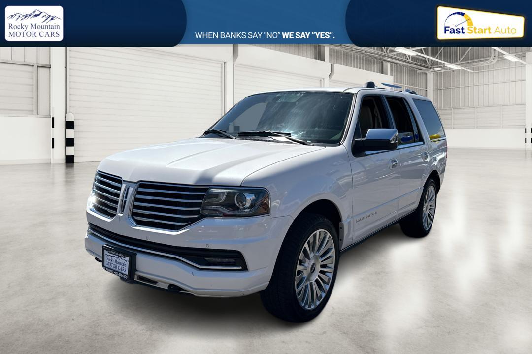 2015 White Lincoln Navigator 4WD (5LMJJ2JT6FE) with an 3.5L V6 DOHC 24V FFV engine, 6-Speed Automatic transmission, located at 767 S State Road, Pleasant Grove, UT, 84062, (801) 785-1058, 40.354839, -111.736687 - Photo #6