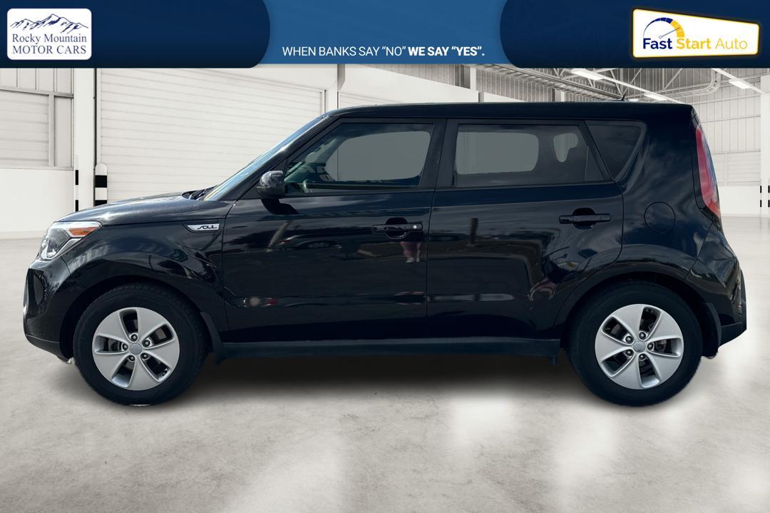 2016 Black Kia Soul Base 6A (KNDJN2A29G7) with an 1.6L L4 DOHC 16V engine, 6A transmission, located at 7755 State Street, Midvale, UT, 84047, (801) 753-9063, 40.610329, -111.890656 - Photo #5