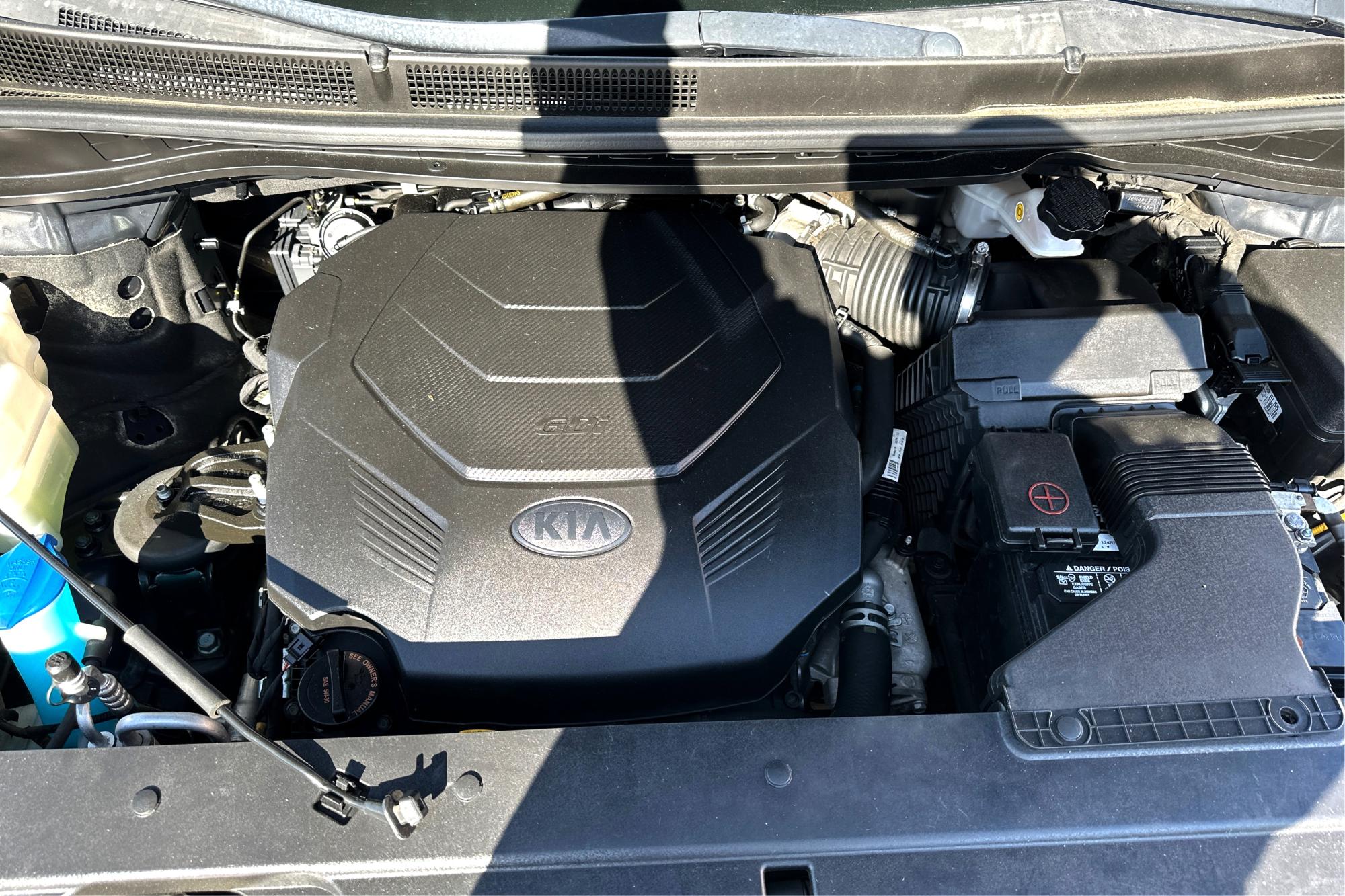 2019 Black Kia Sedona LX (KNDMB5C15K6) with an 3.3L V6 DOHC 24V engine, 6A transmission, located at 344 S Washington Blvd, Ogden, UT, 84404, (801) 399-1799, 41.255482, -111.970848 - Photo #8