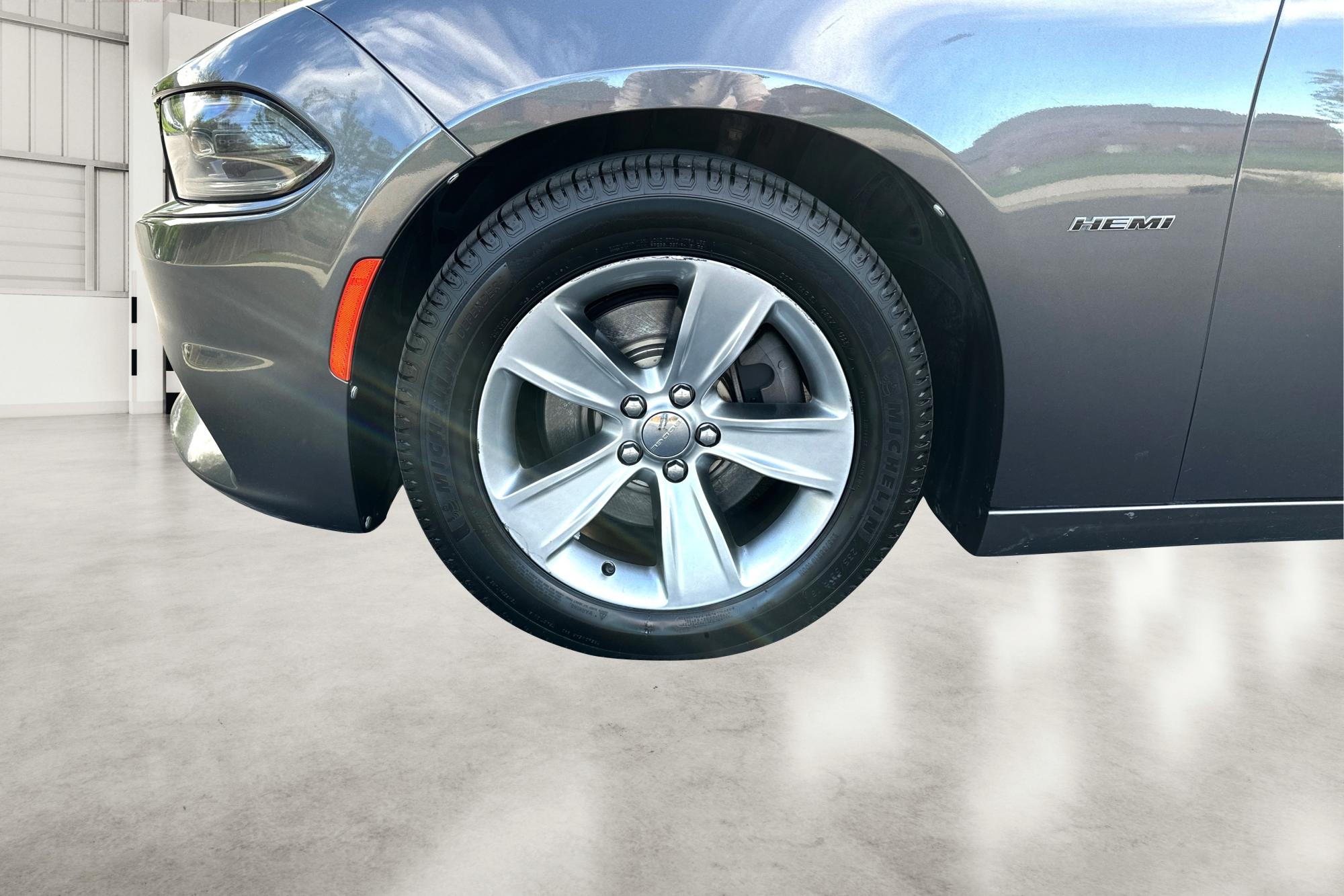 2015 Gray Dodge Charger R/T (2C3CDXCT0FH) with an 5.7L V8 OHV 16V engine, 8-Speed Automatic transmission, located at 7755 State Street, Midvale, UT, 84047, (801) 753-9063, 40.610329, -111.892159 - Photo#12