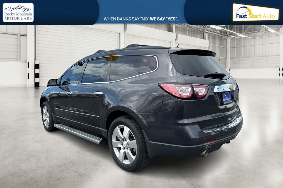 2014 Gray Chevrolet Traverse LTZ FWD (1GNKRJKD6EJ) with an 3.6L V6 DOHC 24V engine, 6-Speed Automatic transmission, located at 7755 State Street, Midvale, UT, 84047, (801) 753-9063, 40.610329, -111.890656 - Photo #4
