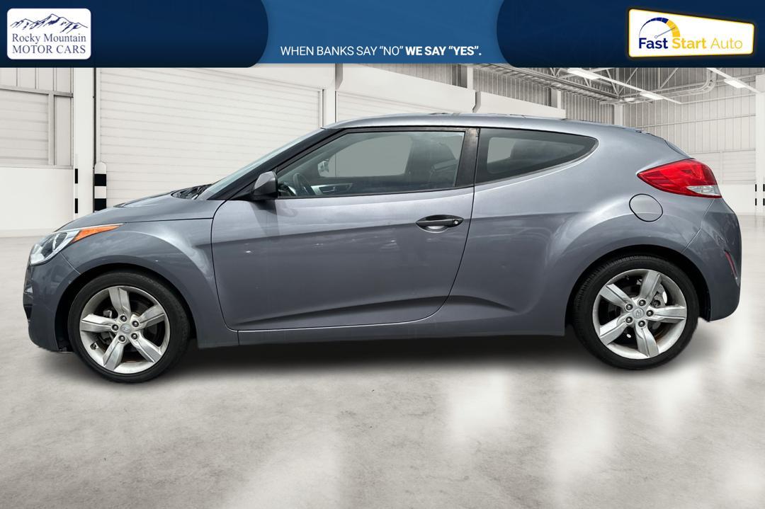 2015 Gray Hyundai Veloster Base 6MT (KMHTC6AD0FU) with an 1.6L L4 DOHC 16V engine, 6-Speed Manual transmission, located at 7755 State Street, Midvale, UT, 84047, (801) 753-9063, 40.610329, -111.892159 - Photo #5