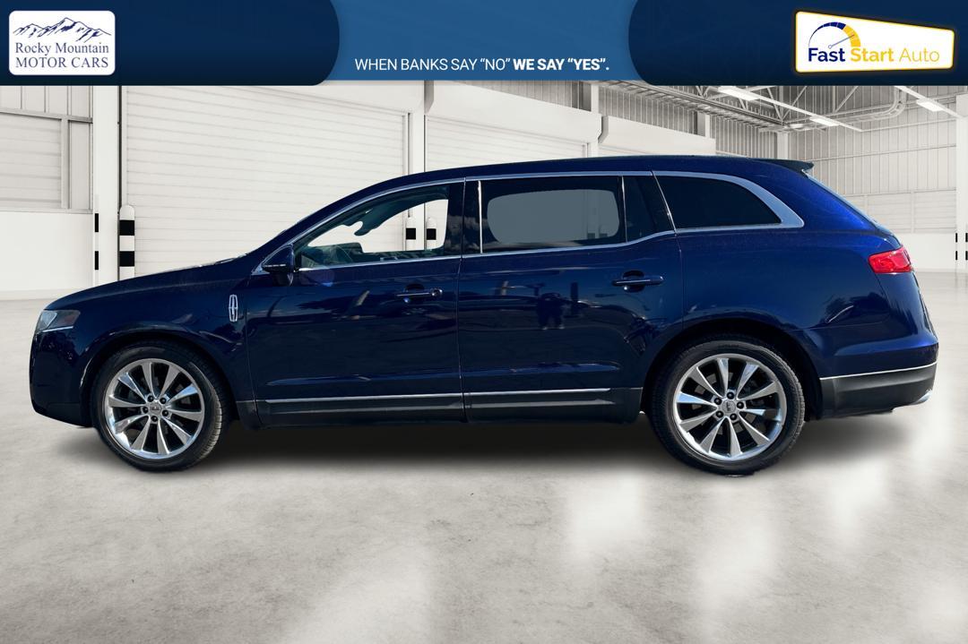 2011 Blue Lincoln MKT 3.5L with EcoBoost AWD (2LMHJ5AT4BB) with an 3.5L V6 DOHC 24V TURBO engine, 6-Speed Automatic transmission, located at 7755 State Street, Midvale, UT, 84047, (801) 753-9063, 40.610329, -111.890656 - Photo #5