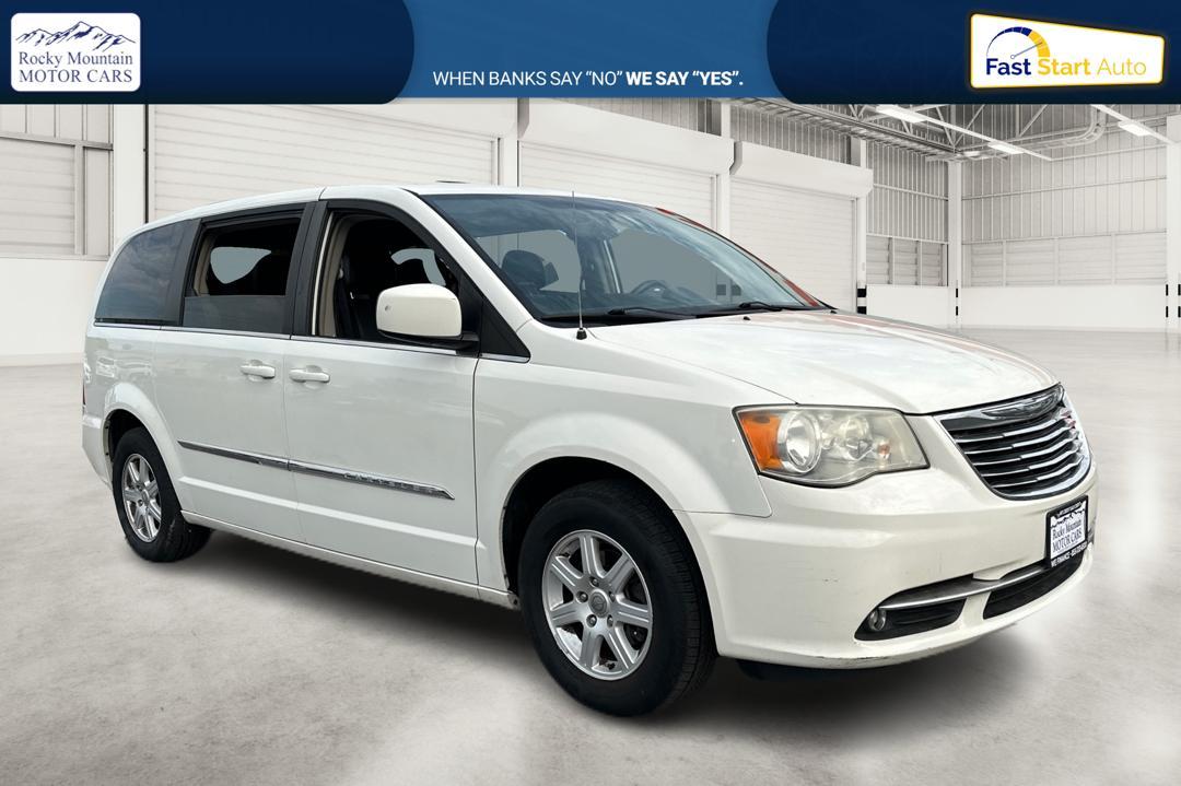 photo of 2012 Chrysler Town  and  Country SPORTS VAN