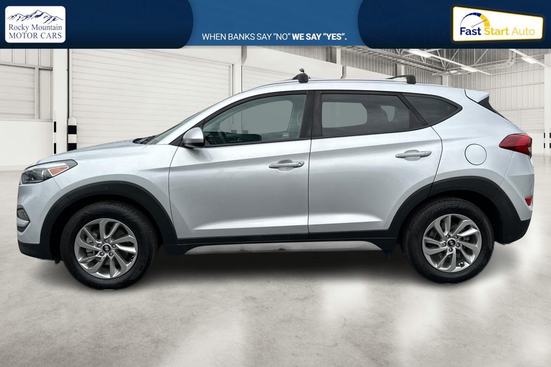 2018 Silver Hyundai Tucson SE (KM8J33A43JU) with an 2.0L L4 DOHC 16V engine, 6A transmission, located at 7755 State Street, Midvale, UT, 84047, (801) 753-9063, 40.610329, -111.890656 - Photo #5
