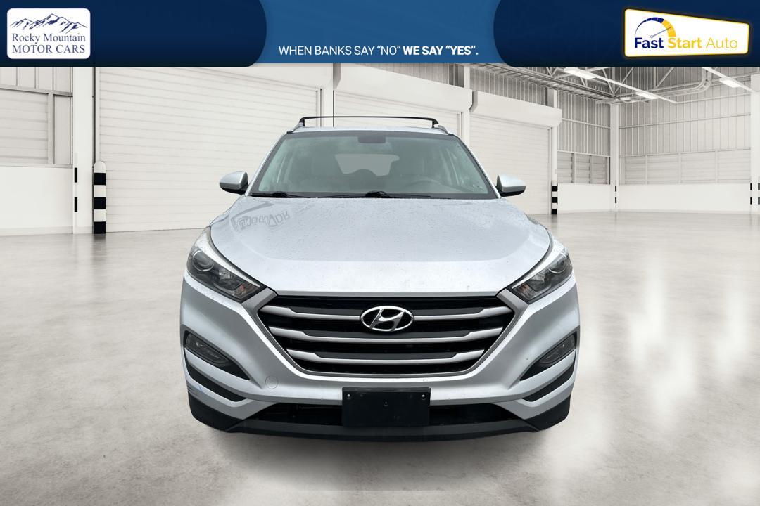 2018 Silver Hyundai Tucson SE (KM8J33A43JU) with an 2.0L L4 DOHC 16V engine, 6A transmission, located at 7755 State Street, Midvale, UT, 84047, (801) 753-9063, 40.610329, -111.890656 - Photo #7