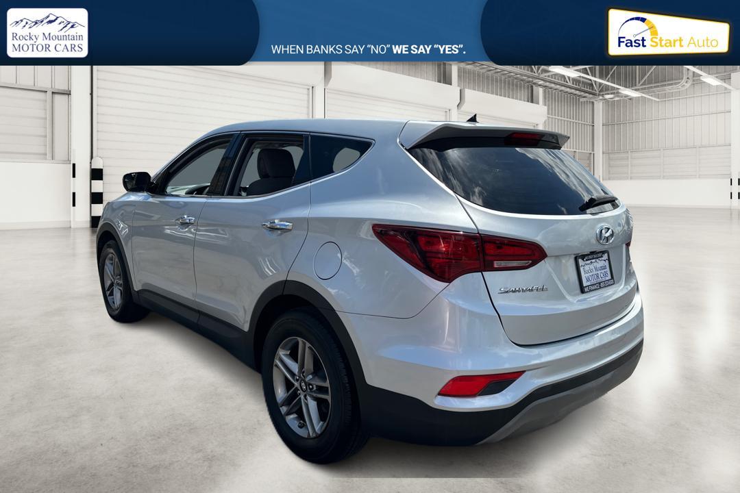 2018 Silver Hyundai Santa Fe Sport 2.4 FWD (5XYZT3LB1JG) with an 2.4L L4 DOHC 16V engine, 6A transmission, located at 767 S State Road, Pleasant Grove, UT, 84062, (801) 785-1058, 40.354839, -111.736687 - Photo #4