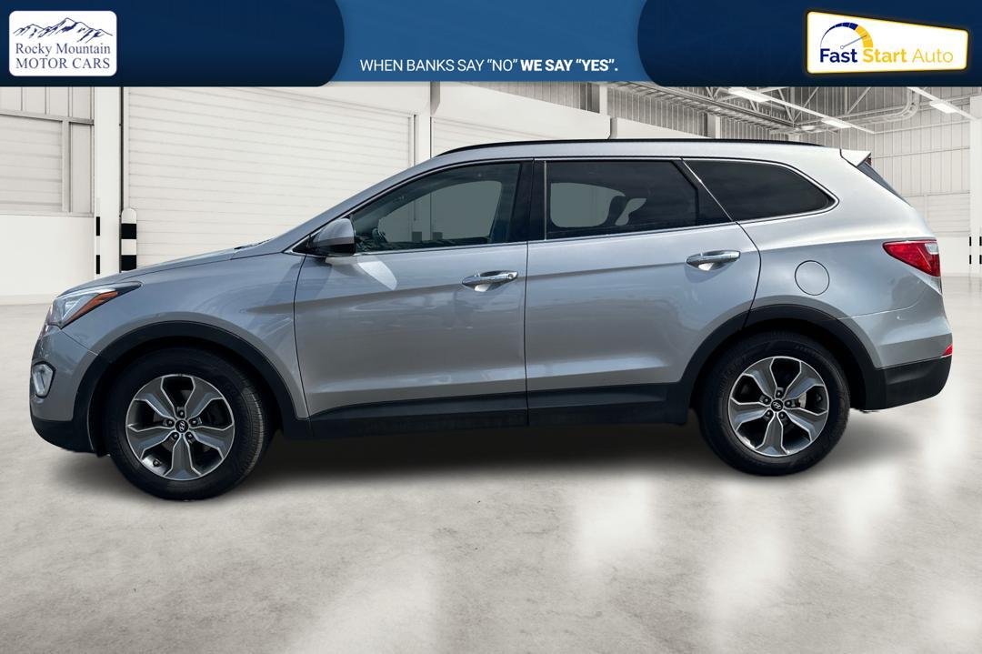 2014 Silver Hyundai Santa Fe GLS AWD (KM8SMDHF2EU) with an 3.3L V6 DOHC 24V engine, 6-Speed Automatic transmission, located at 7755 State Street, Midvale, UT, 84047, (801) 753-9063, 40.610329, -111.890656 - Photo #5