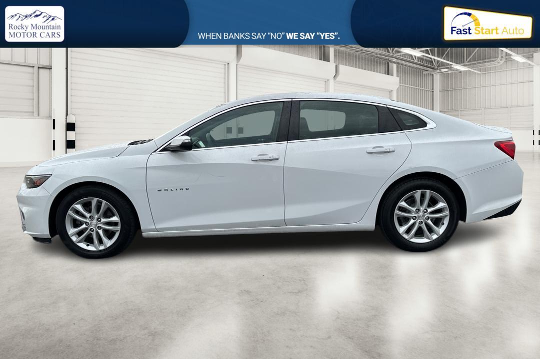 2017 White Chevrolet Malibu 1LT (1G1ZE5STXHF) with an 1.5L L4 DOHC 16V engine, 6A transmission, located at 7755 State Street, Midvale, UT, 84047, (801) 753-9063, 40.610329, -111.890656 - Photo #5