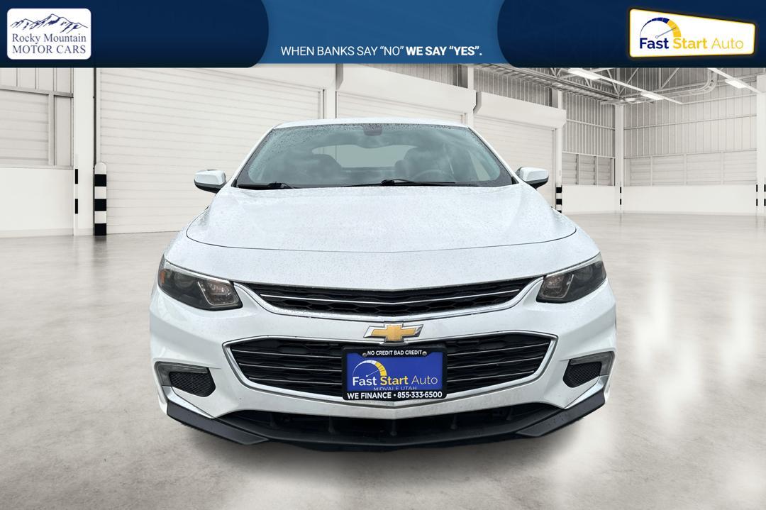 2017 White Chevrolet Malibu 1LT (1G1ZE5STXHF) with an 1.5L L4 DOHC 16V engine, 6A transmission, located at 7755 State Street, Midvale, UT, 84047, (801) 753-9063, 40.610329, -111.890656 - Photo #7