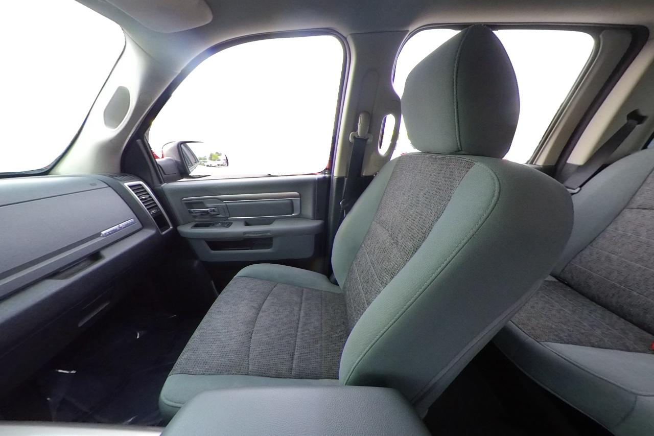 2016 Gray RAM 1500 SLT Crew Cab SWB 4WD (1C6RR7LT0GS) with an 5.7L V8 OHV 16V engine, 6A transmission, located at 767 S State Road, Pleasant Grove, UT, 84062, (801) 785-1058, 40.354839, -111.736687 - Photo#16