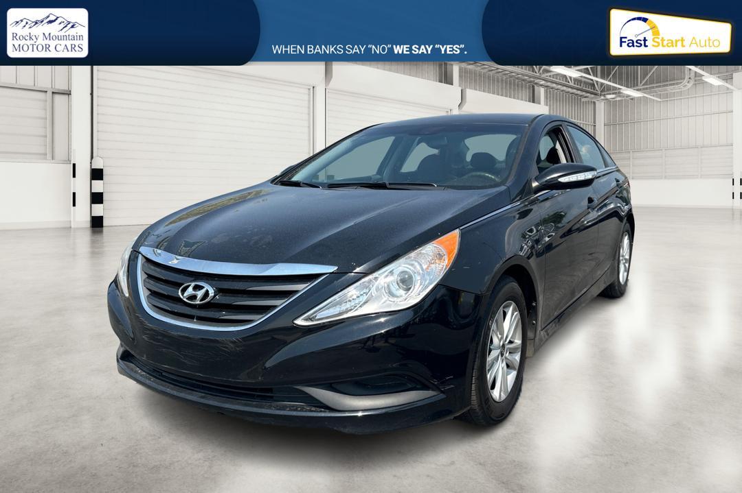 2014 Black Hyundai Sonata GLS (5NPEB4AC6EH) with an 2.4L L4 DOHC 16V engine, 6-Speed Automatic transmission, located at 7755 State Street, Midvale, UT, 84047, (801) 753-9063, 40.610329, -111.890656 - Photo#8