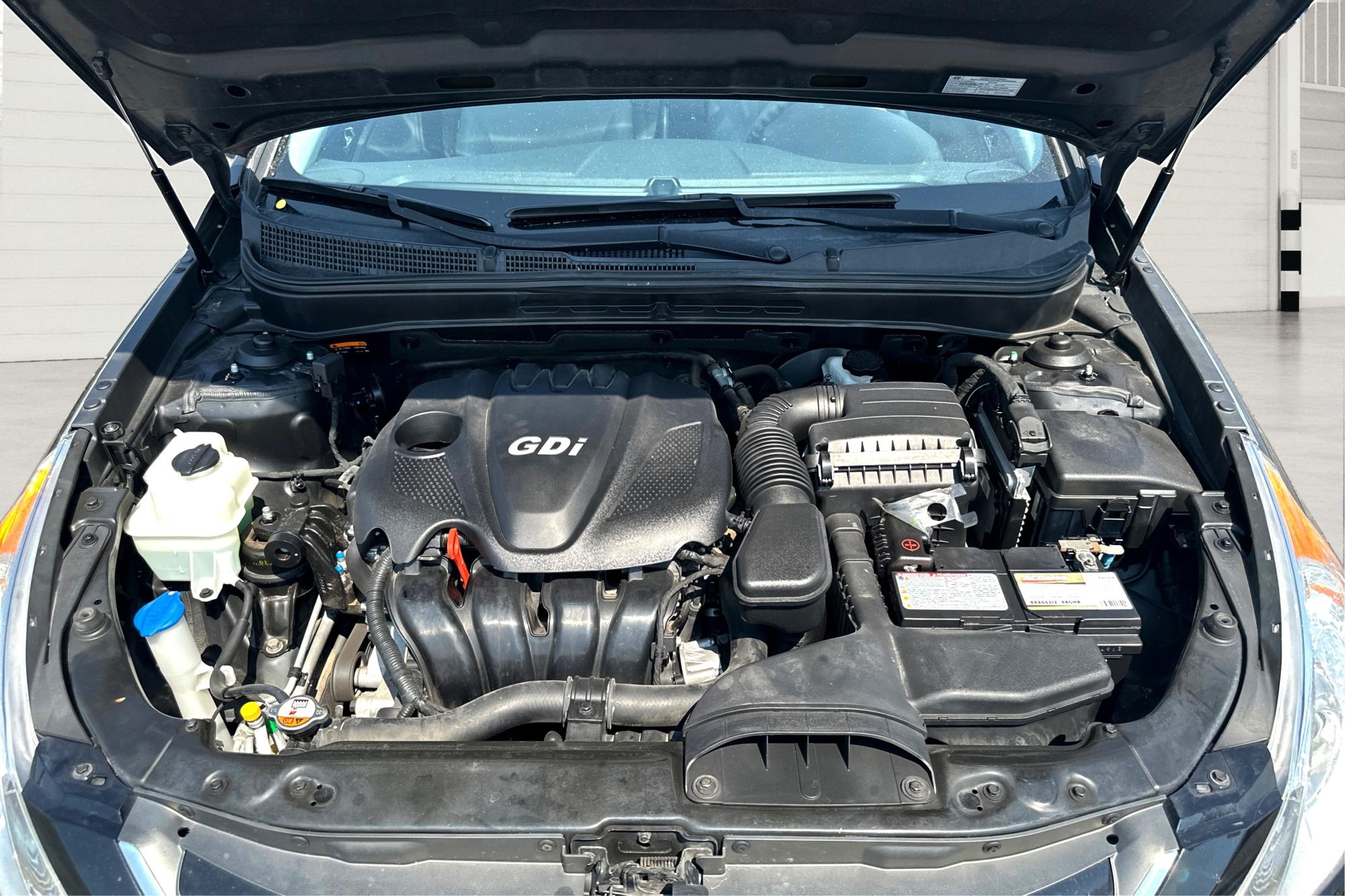 2014 Black Hyundai Sonata GLS (5NPEB4AC6EH) with an 2.4L L4 DOHC 16V engine, 6-Speed Automatic transmission, located at 7755 State Street, Midvale, UT, 84047, (801) 753-9063, 40.610329, -111.890656 - Photo#10