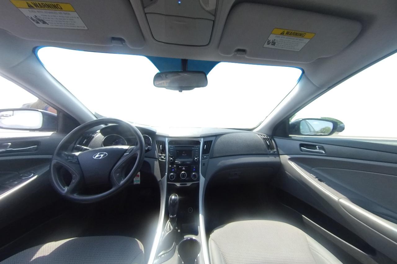 2014 Black Hyundai Sonata GLS (5NPEB4AC6EH) with an 2.4L L4 DOHC 16V engine, 6-Speed Automatic transmission, located at 7755 State Street, Midvale, UT, 84047, (801) 753-9063, 40.610329, -111.890656 - Photo#16