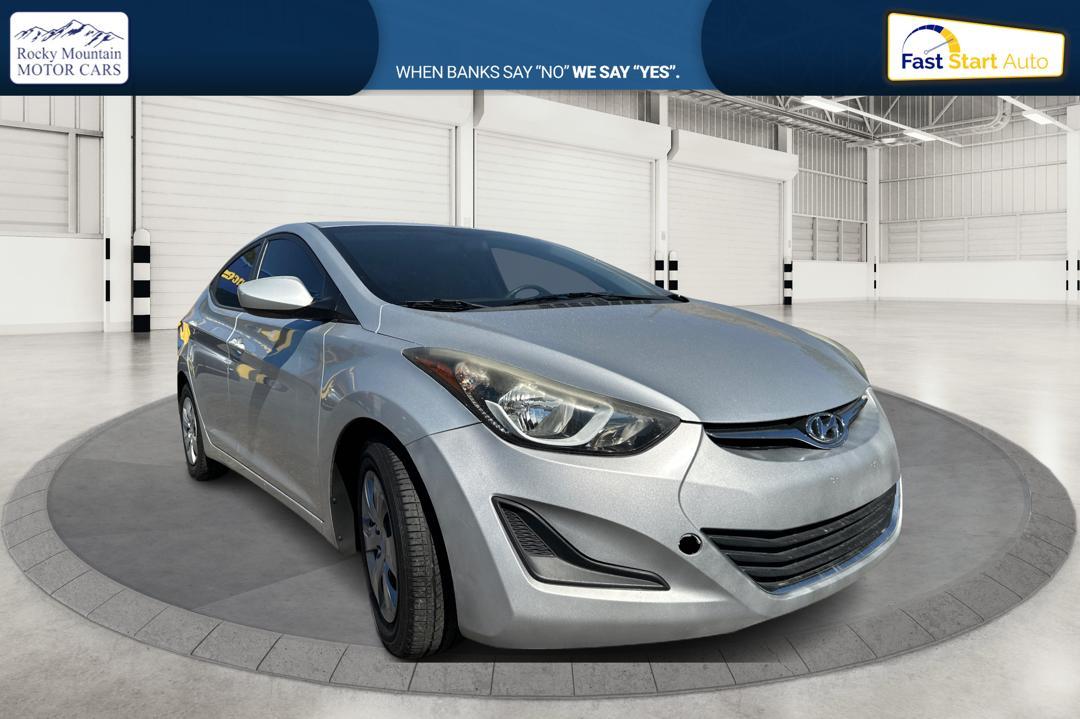 2016 Hyundai Elantra SEDAN 4-DR