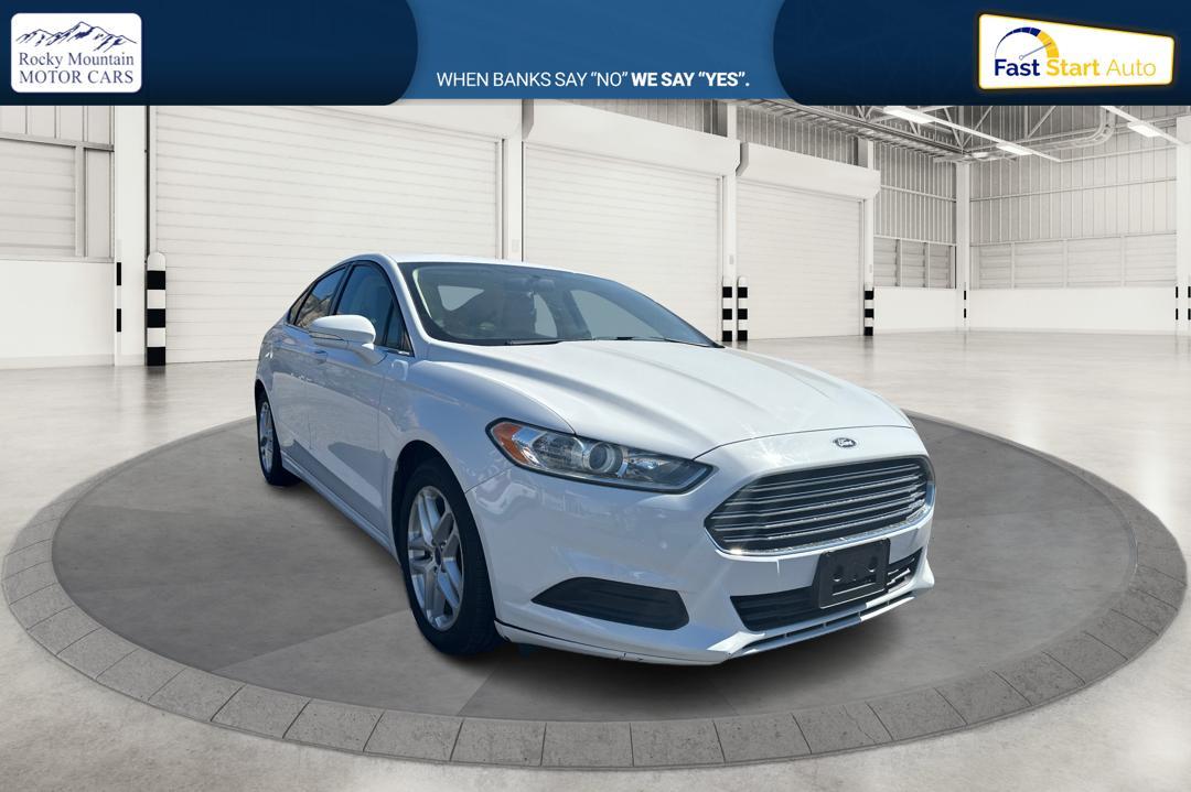 2015 Ford Fusion SEDAN 4-DR