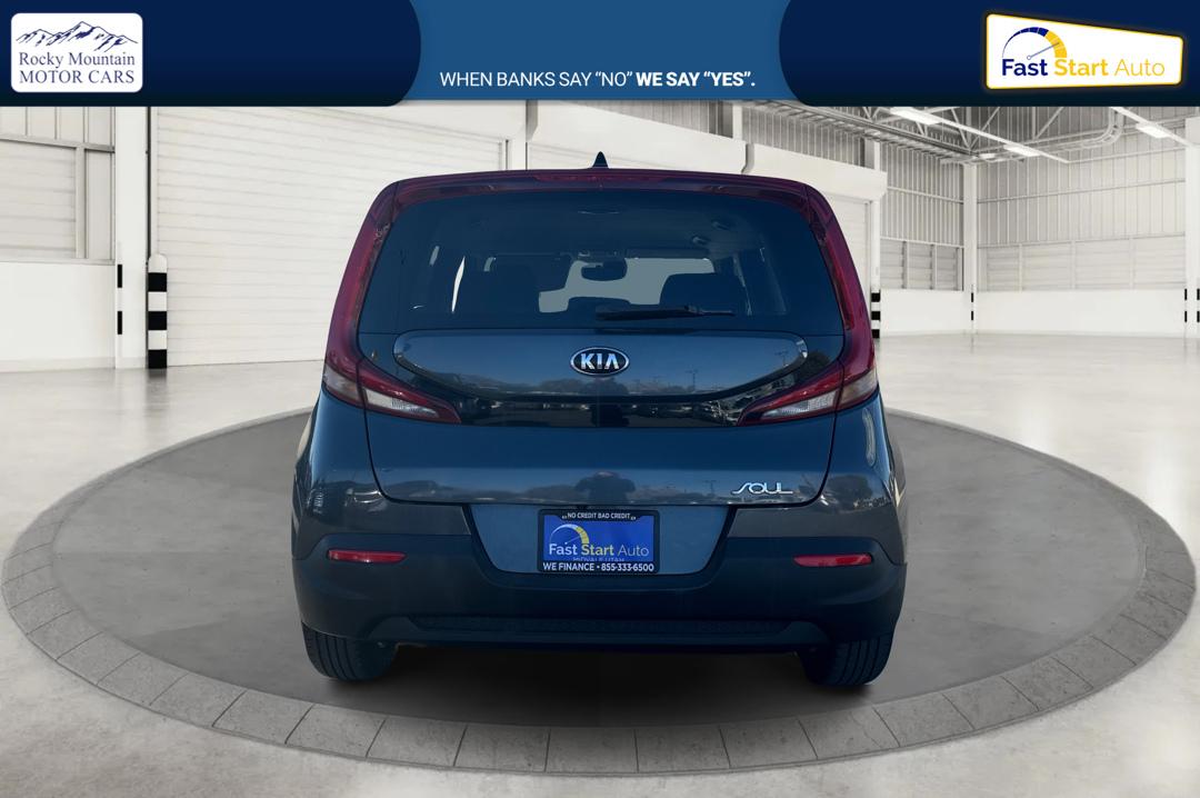2021 Gray Kia Soul LX CVT (KNDJ23AU7M7) with an 2.0L L4 DOHC 16V engine, CVT transmission, located at 767 S State Road, Pleasant Grove, UT, 84062, (801) 785-1058, 40.354839, -111.736687 - Photo#3
