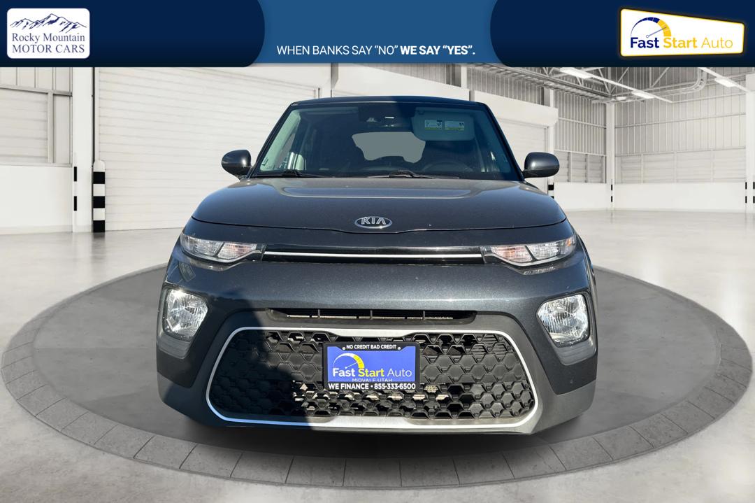 2021 Gray Kia Soul LX CVT (KNDJ23AU7M7) with an 2.0L L4 DOHC 16V engine, CVT transmission, located at 767 S State Road, Pleasant Grove, UT, 84062, (801) 785-1058, 40.354839, -111.736687 - Photo#7