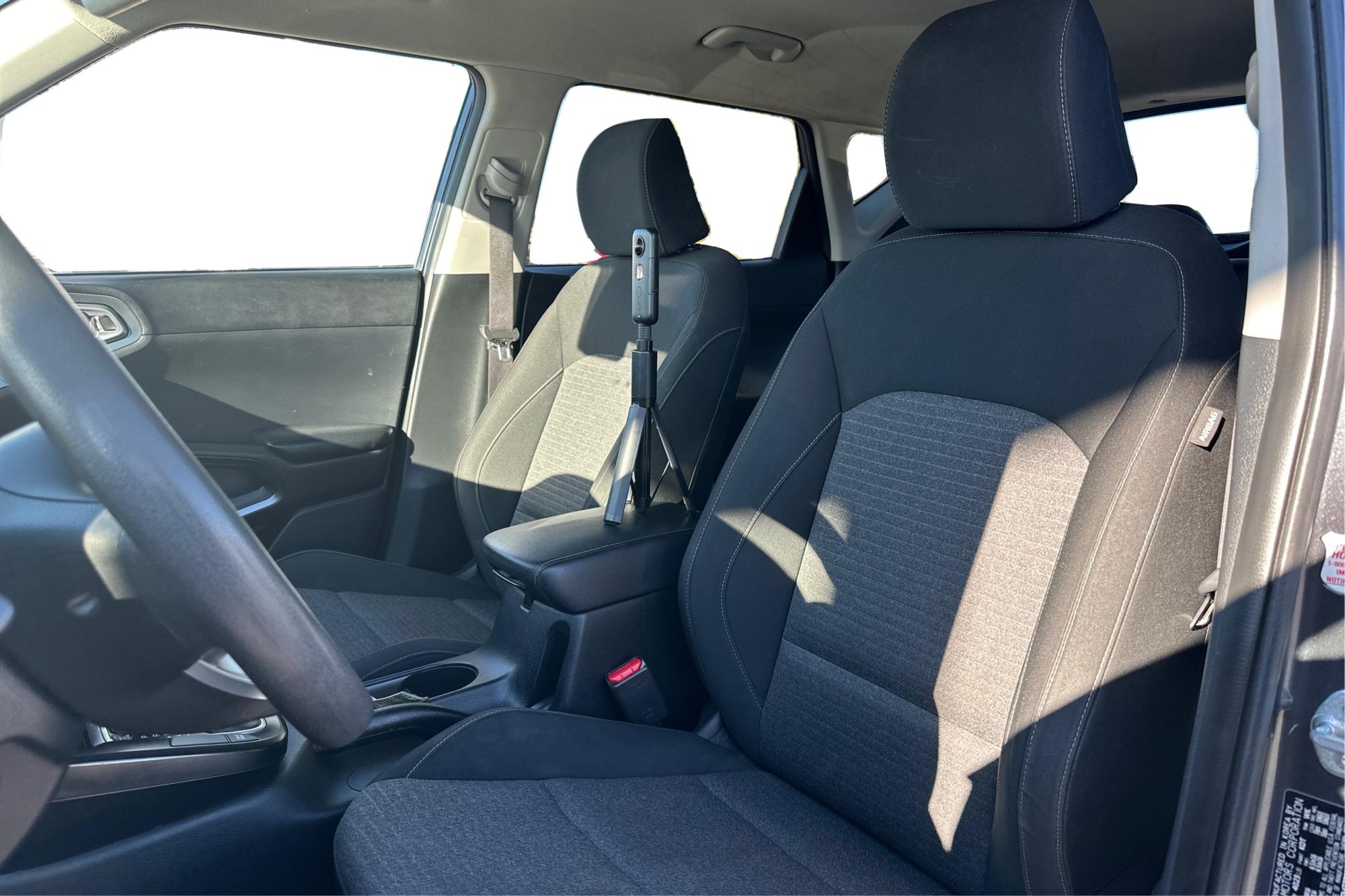 2021 Gray Kia Soul LX CVT (KNDJ23AU7M7) with an 2.0L L4 DOHC 16V engine, CVT transmission, located at 767 S State Road, Pleasant Grove, UT, 84062, (801) 785-1058, 40.354839, -111.736687 - Photo#11