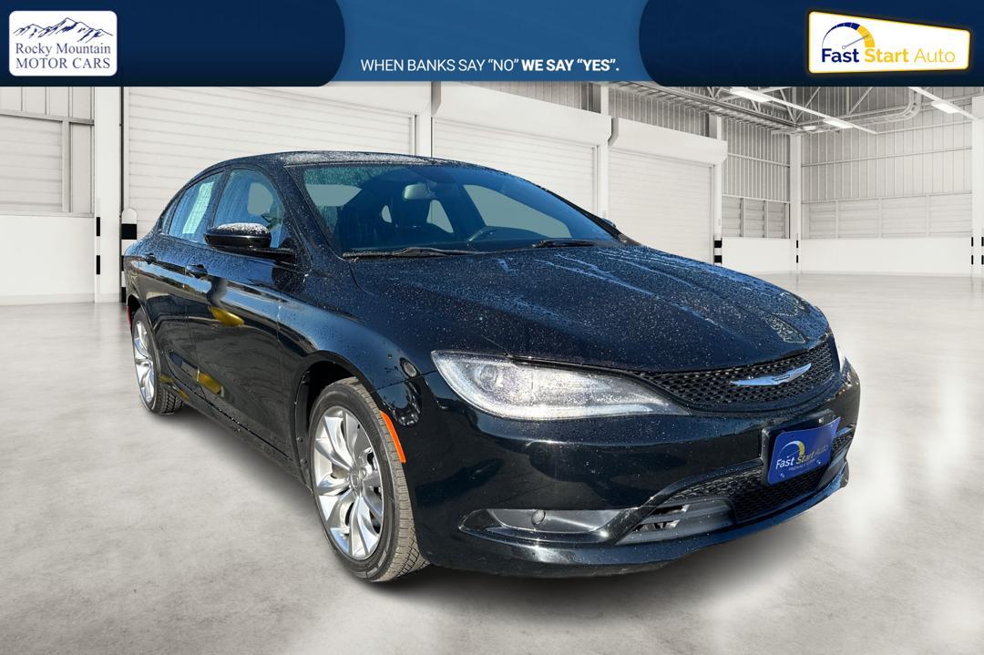 photo of 2015 Chrysler 200 S