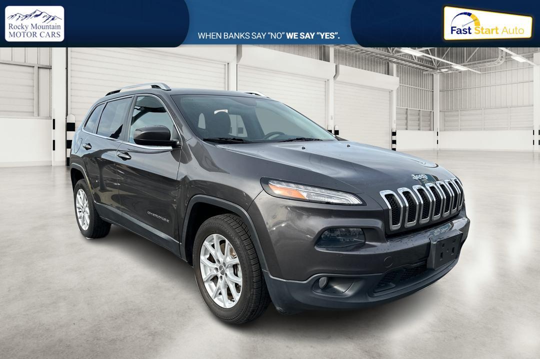 photo of 2015 Jeep Cherokee Latitude FWD