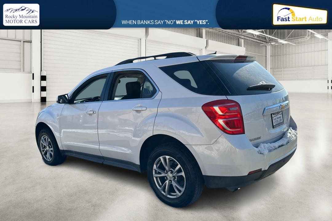 2017 White Chevrolet Equinox LT 2WD (2GNALCEK5H1) with an 2.4L L4 DOHC 16V FFV engine, 6A transmission, located at 767 S State Road, Pleasant Grove, UT, 84062, (801) 785-1058, 40.354839, -111.736687 - Photo#5