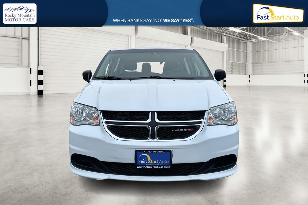 2016 White Dodge Grand Caravan SE (2C4RDGBGXGR) with an 3.6L V6 DOHC 24V engine, 6A transmission, located at 344 S Washington Blvd, Ogden, UT, 84404, (801) 399-1799, 41.255482, -111.970848 - Photo#9