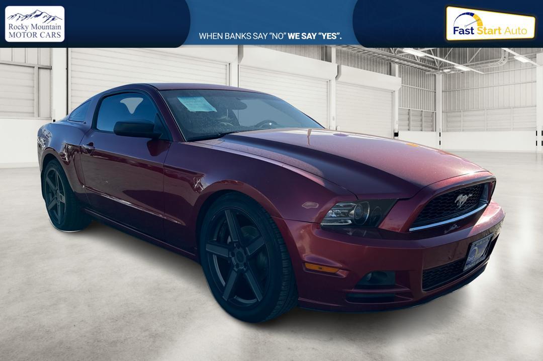 photo of 2014 Ford Mustang V6 Coupe