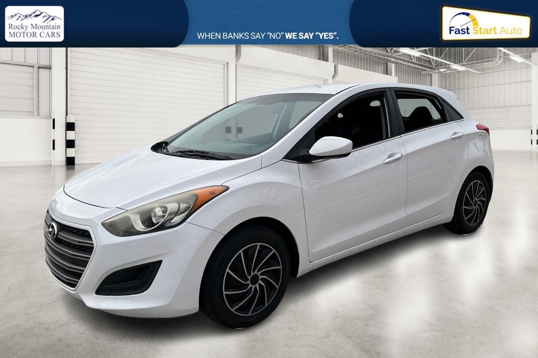 2016 White Hyundai Elantra GT A/T (KMHD35LH2GU) with an 2.0L L4 16V DOHC engine, 6A transmission, located at 344 S Washington Blvd, Ogden, UT, 84404, (801) 399-1799, 41.255482, -111.970848 - Photo#8