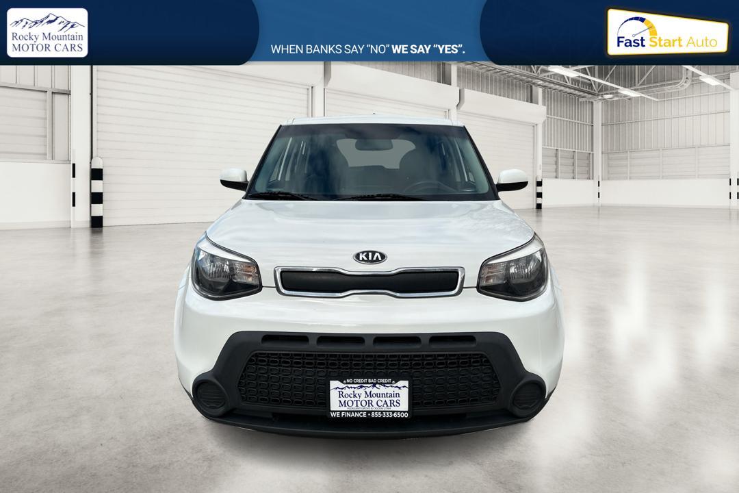 2016 White Kia Soul Base 6A (KNDJN2A22G7) with an 1.6L L4 DOHC 16V engine, 6A transmission, located at 767 S State Road, Pleasant Grove, UT, 84062, (801) 785-1058, 40.354839, -111.736687 - Photo#9