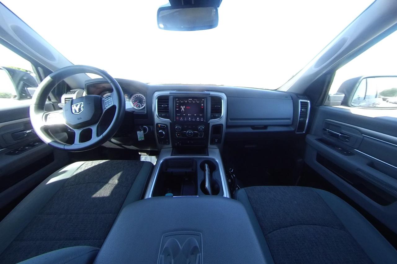 2018 Black RAM 1500 SLT Crew Cab SWB 4WD (1C6RR7LT4JS) with an 5.7L V8 OHV 16V engine, 8A transmission, located at 7755 State Street, Midvale, UT, 84047, (801) 753-9063, 40.610329, -111.892159 - Photo#16