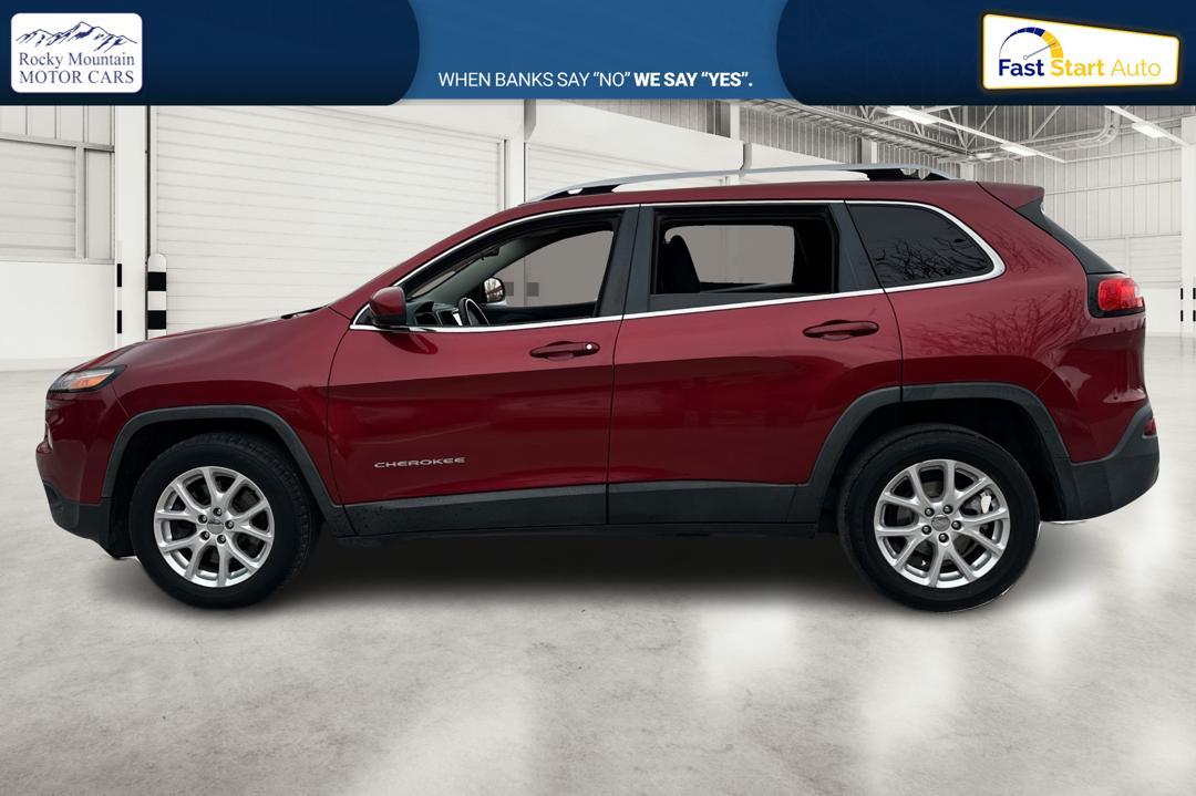 2017 Red Jeep Cherokee Latitude FWD (1C4PJLCB0HD) with an 2.4L L4 DOHC 16V engine, 9A transmission, located at 344 S Washington Blvd, Ogden, UT, 84404, (801) 399-1799, 41.255482, -111.970848 - Photo#6