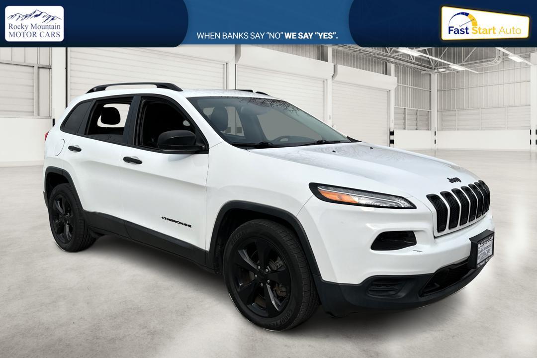 photo of 2017 Jeep Cherokee Sport FWD