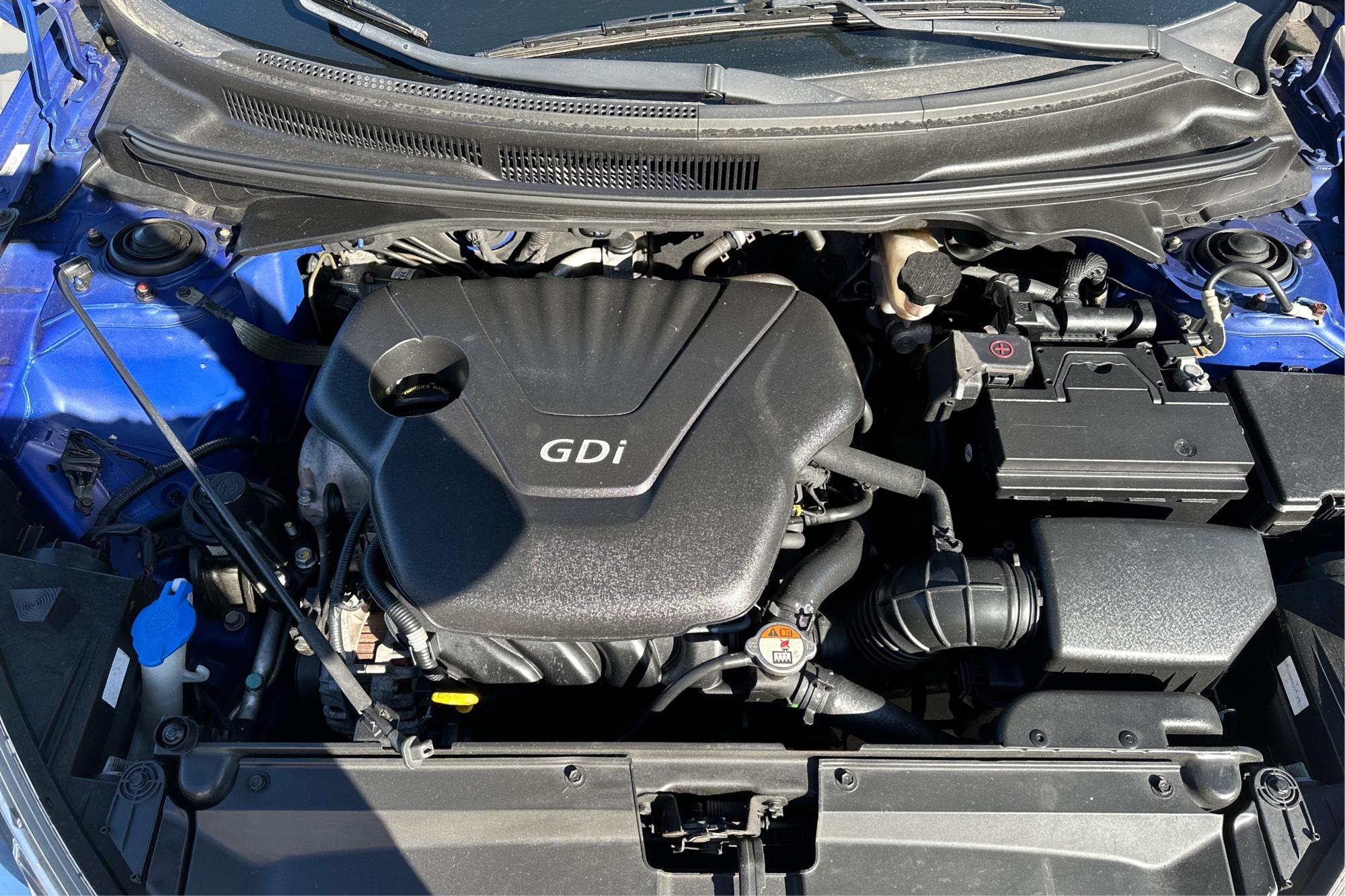 2013 Blue Hyundai Veloster Base (KMHTC6AD7DU) with an 1.6L L4 DOHC 16V engine, Auto, 6-Spd EcoShft DCT transmission, located at 767 S State Road, Pleasant Grove, UT, 84062, (801) 785-1058, 40.354839, -111.736687 - Photo#10