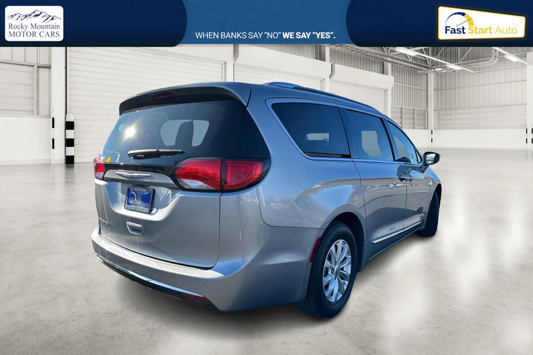 2019 Silver Chrysler Pacifica Touring-L (2C4RC1BG5KR) with an 3.6L V6 DOHC 24V engine, 9A transmission, located at 7755 State Street, Midvale, UT, 84047, (801) 753-9063, 40.610329, -111.890656 - Photo#2