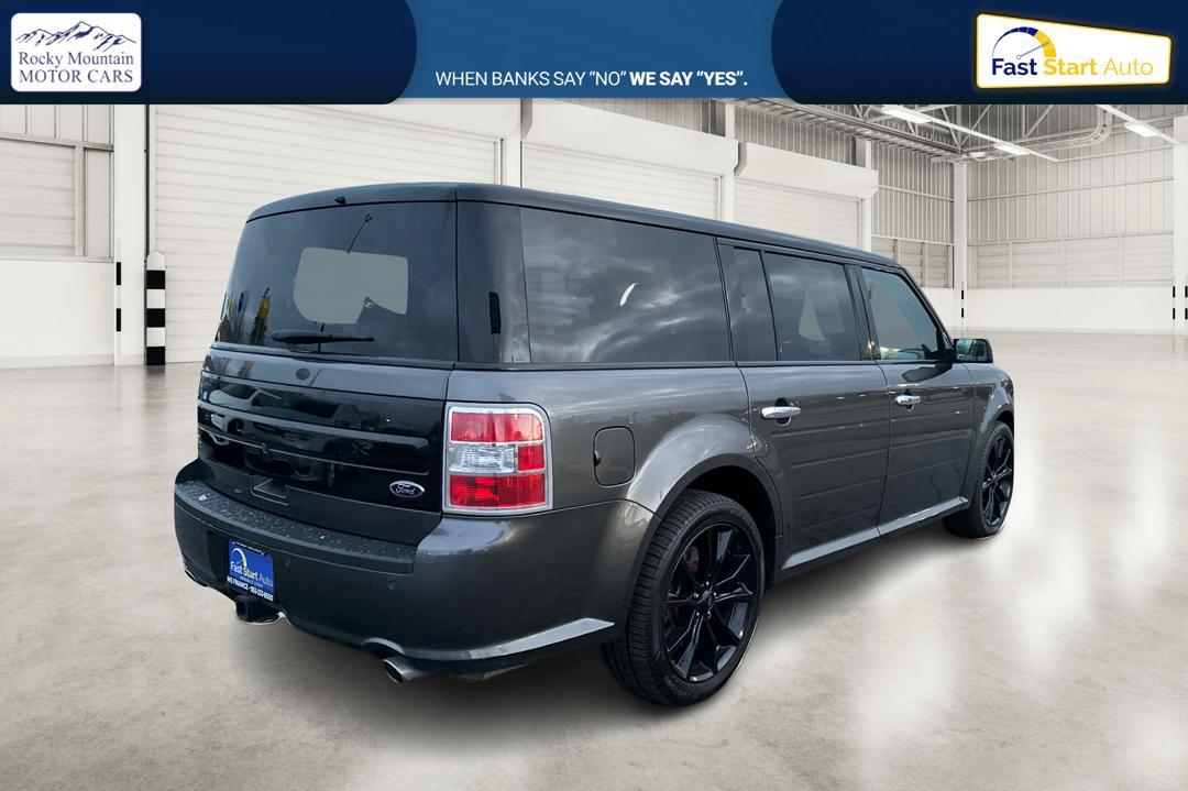 2016 Gray Ford Flex SEL FWD (2FMGK5C84GB) with an 3.5L V6 DOHC 24V engine, 6A transmission, located at 7755 State Street, Midvale, UT, 84047, (801) 753-9063, 40.610329, -111.890656 - Photo#2