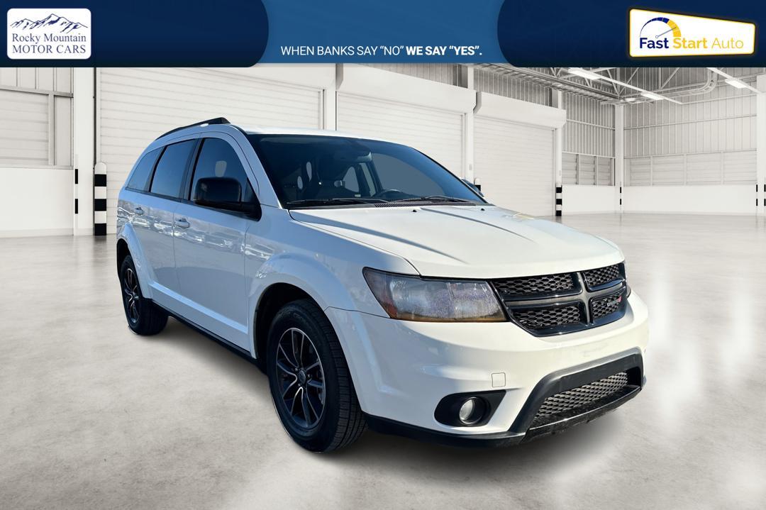 2018 White Dodge Journey SXT (3C4PDCBG9JT) with an 3.6L V6 DOHC 24V engine, 4A transmission, located at 7755 State Street, Midvale, UT, 84047, (801) 753-9063, 40.610329, -111.892159 - Photo#0