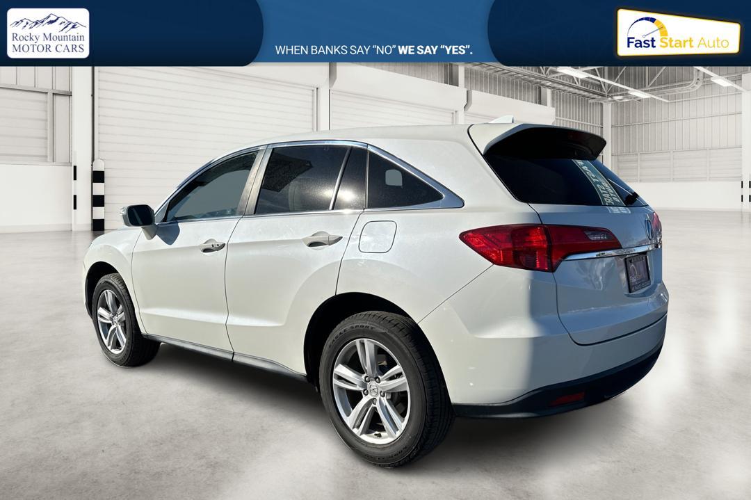 2013 White Acura RDX 6-Spd AT w/ Technology Package (5J8TB3H5XDL) with an 2.3L L4 DOHC 16V engine, 6-Speed Automatic transmission, located at 344 S Washington Blvd, Ogden, UT, 84404, (801) 399-1799, 41.255482, -111.970848 - Photo#5