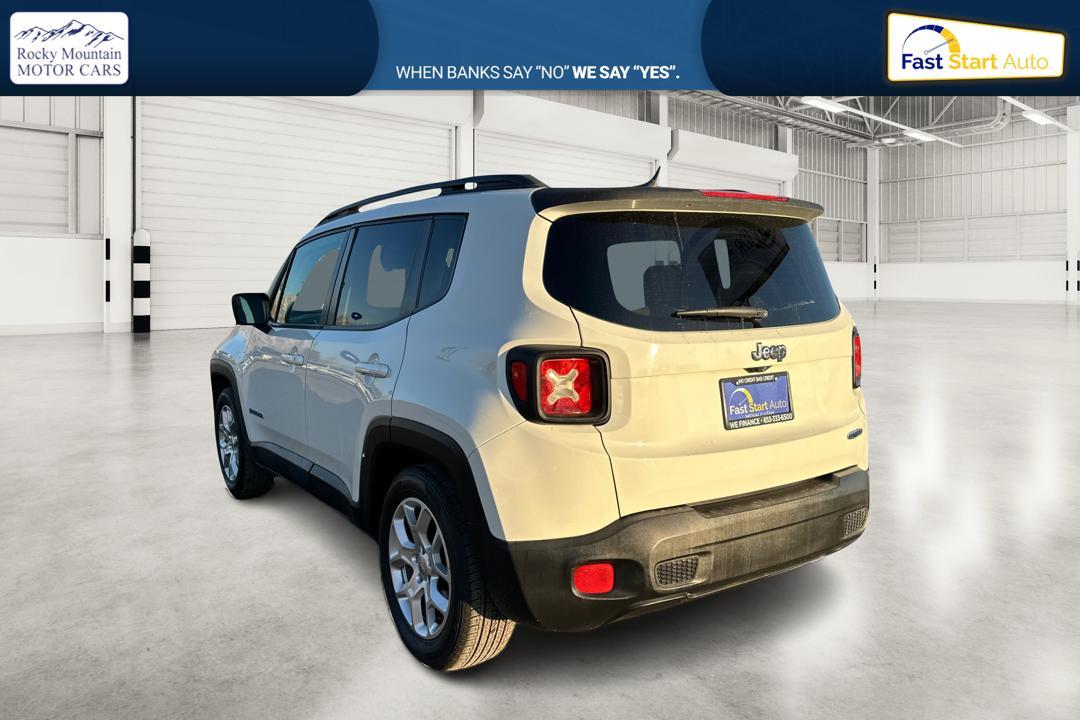 2015 White Jeep Renegade Latitude FWD (ZACCJABT0FP) with an 2.4L L4 engine, 6-Speed Manual transmission, located at 7755 State Street, Midvale, UT, 84047, (801) 753-9063, 40.610329, -111.892159 - Photo#5