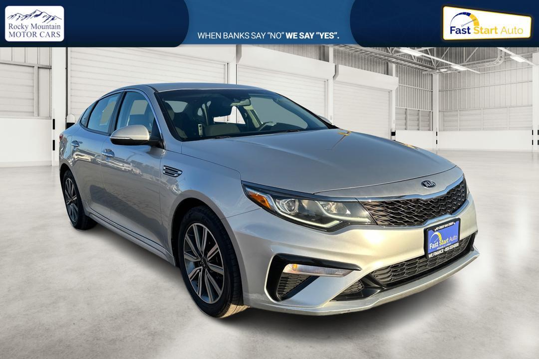 2019 Silver Kia Optima LX (5XXGT4L3XKG) with an 2.4L L4 DOHC 16V engine, 6A transmission, located at 7755 State Street, Midvale, UT, 84047, (801) 753-9063, 40.610329, -111.892159 - Photo#0