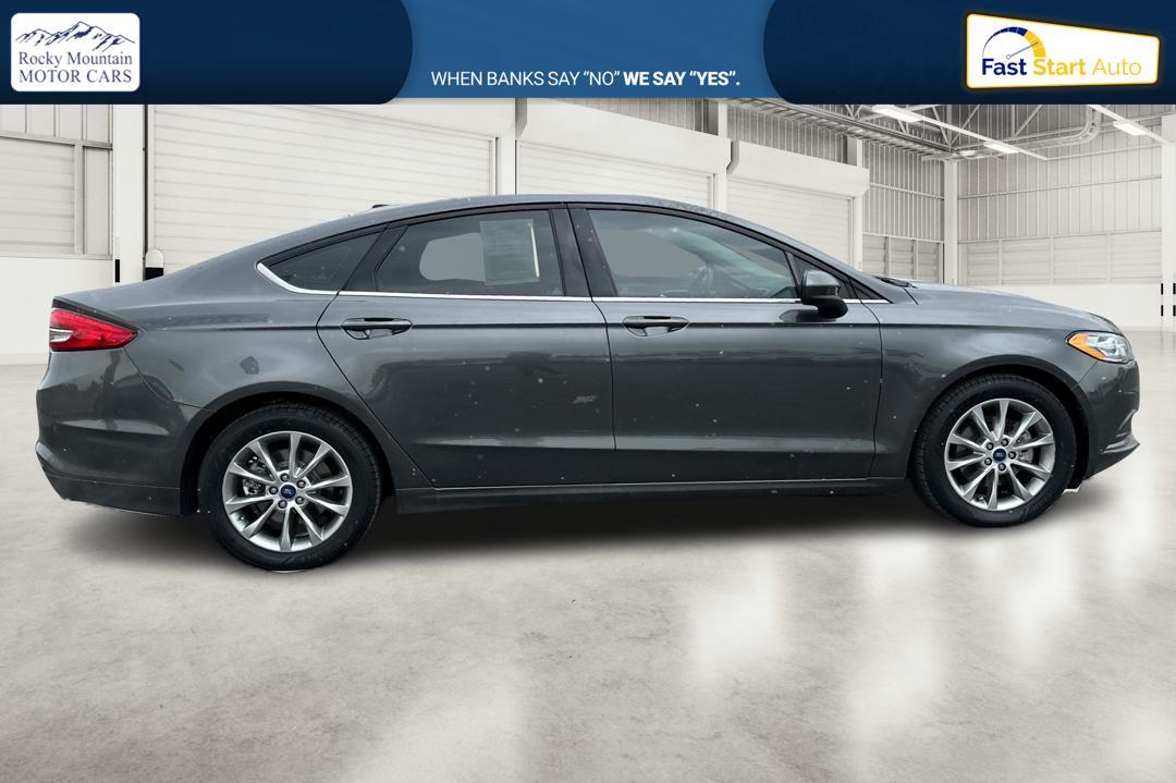 2017 Gray Ford Fusion SE (3FA6P0H73HR) with an 2.5L L4 DOHC 16V engine, 6A transmission, located at 7755 State Street, Midvale, UT, 84047, (801) 753-9063, 40.610329, -111.892159 - Photo#1