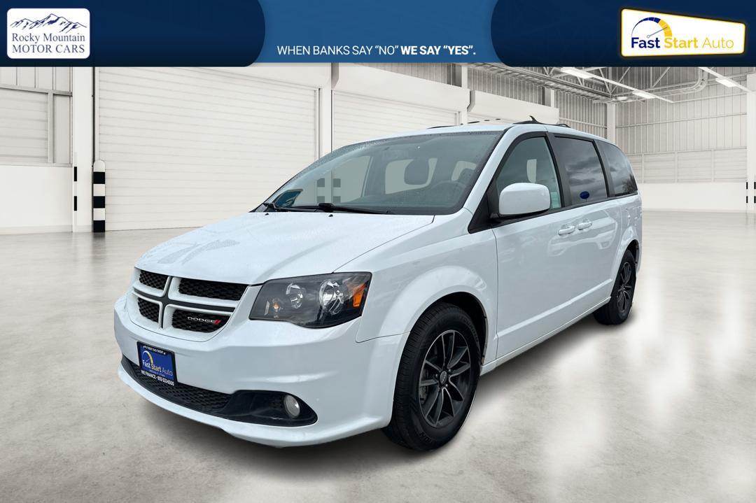 2018 White Dodge Grand Caravan GT (2C4RDGEGXJR) with an 3.6L V6 DOHC 24V engine, 6A transmission, located at 7755 State Street, Midvale, UT, 84047, (801) 753-9063, 40.610329, -111.892159 - Photo#8