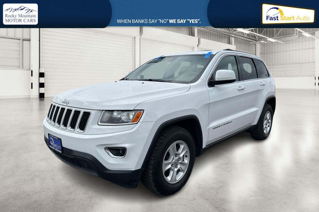 2014 White Jeep Grand Cherokee Laredo 4WD (1C4RJFAG2EC) with an 3.6L V6 DOHC 24V engine, 5-Speed Automatic transmission, located at 7755 State Street, Midvale, UT, 84047, (801) 753-9063, 40.610329, -111.892159 - Photo#8