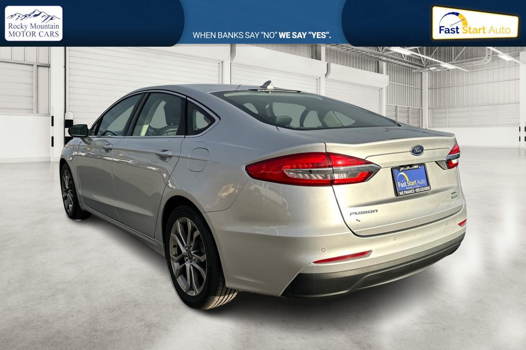 2019 Silver Ford Fusion SEL (3FA6P0CD1KR) with an 1.5L L4 DOHC 16V engine, 6A transmission, located at 7755 State Street, Midvale, UT, 84047, (801) 753-9063, 40.610329, -111.892159 - Photo#5